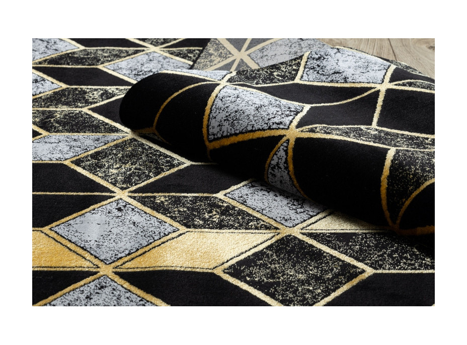 Kusový koberec Gloss 400B 86 3D geometric black/gold