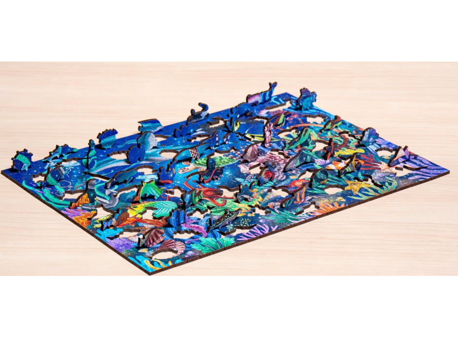 RAVENSBURGER Dřevěné puzzle V moři 500 dílků