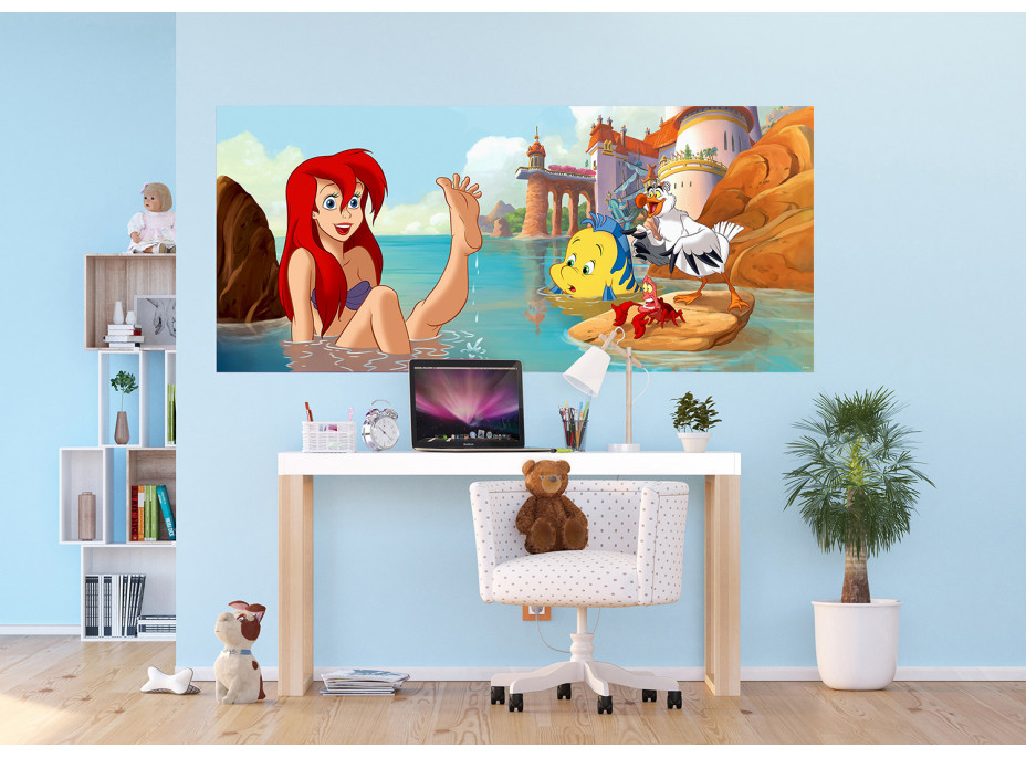 Dětská fototapeta DISNEY - Šťastná Ariel - 202x90 cm