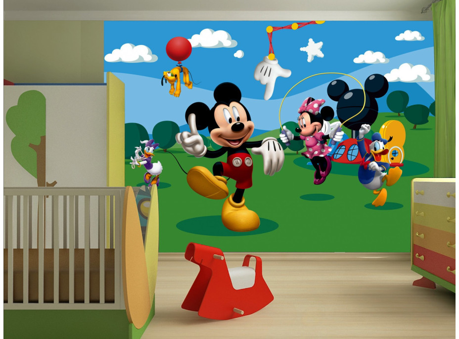 Dětská fototapeta DISNEY - Mickey Mouse si hraje s přáteli - 360x270 cm