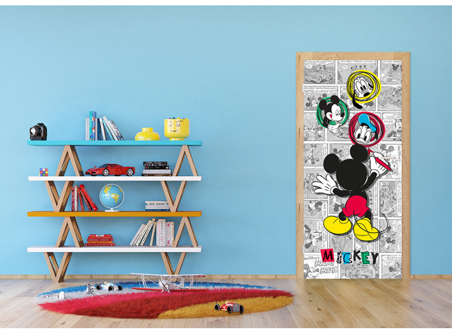 Dětská fototapeta DISNEY - Mickey Mouse maluje - 90x202 cm