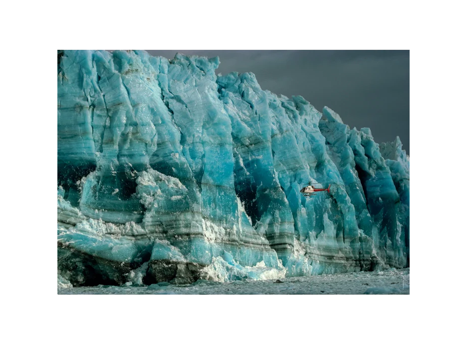 CLEMENTONI Puzzle National Geographic: Vrtulník zkoumá stěnu Hubbardova ledovce 1000 dílků