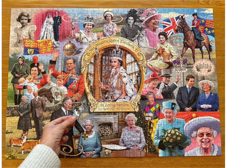 GIBSONS Puzzle Královna Alžběta II. 1000 dílků