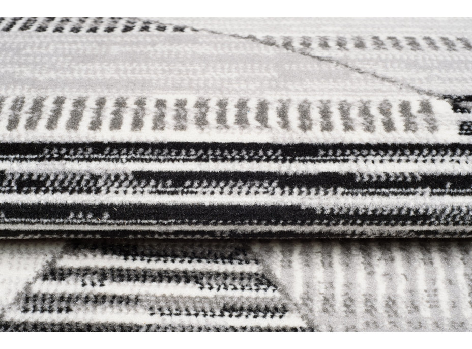 Kusový koberec GRACE Structure - krémový/světle šedý