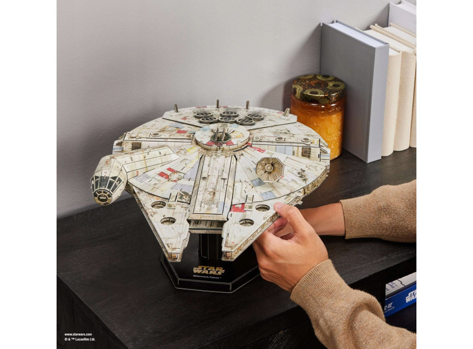 4D BUILD 3D Puzzle Star Wars: Milenium Falcon 223 dílků