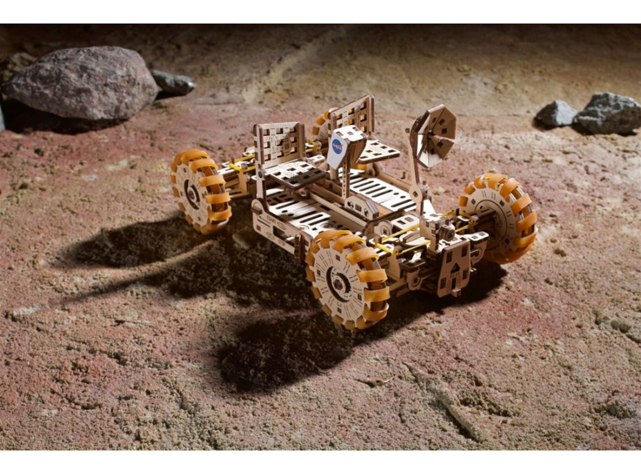 Ugears 3D dřevěné mechanické puzzle NASA, Lunární vozítko