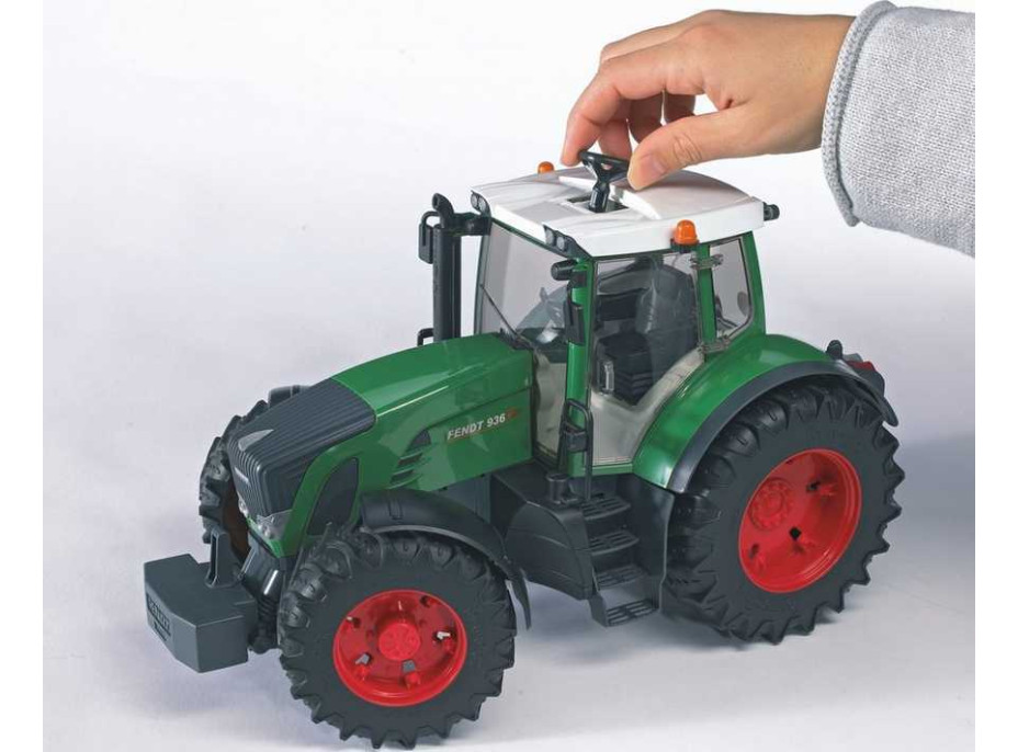 Bruder Traktor FENDT 936 Vario