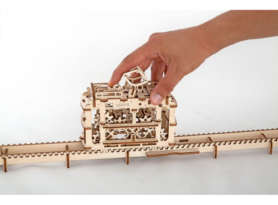 Ugears 3D dřevěné mechanické puzzle Kabinová lanovka s tratí