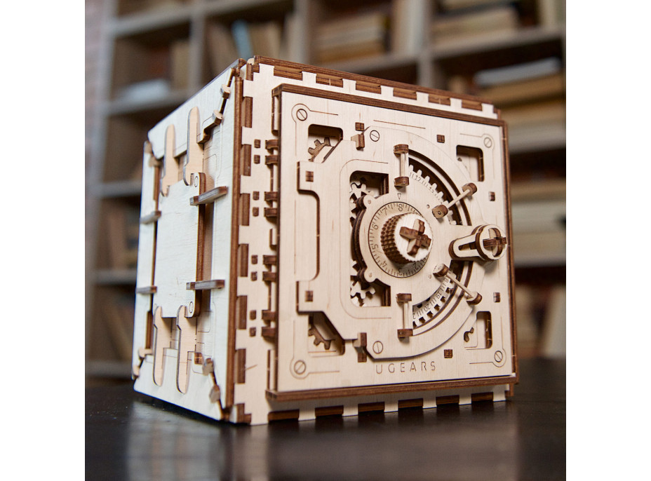 Ugears 3D dřevěné mechanické puzzle Trezor