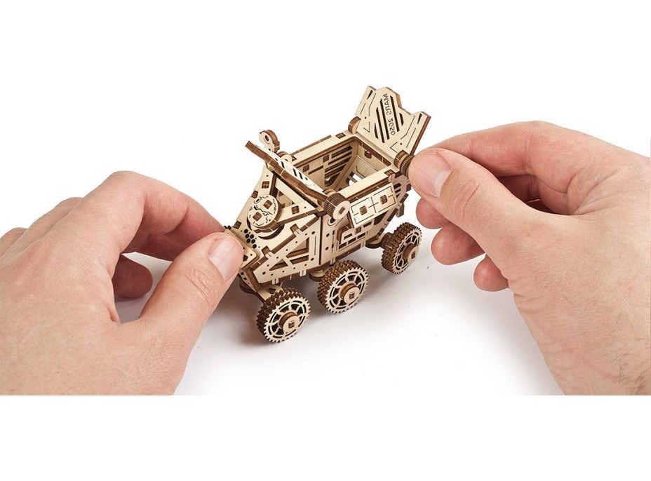 Ugears 3D dřevěné mechanické puzzle Bugina z Marsu