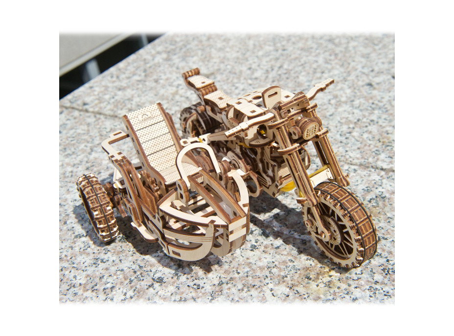 Ugears 3D dřevěné mechanické puzzle UGR-10 Motorka (scrambler) s vozíkem