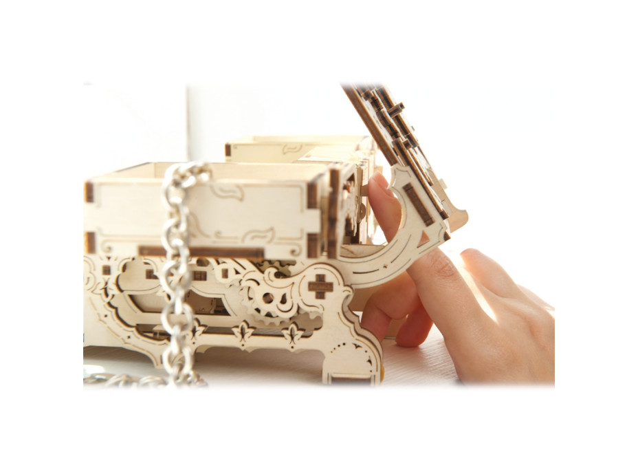 Ugears 3D dřevěné mechanické puzzle Starožitná šperkovnice