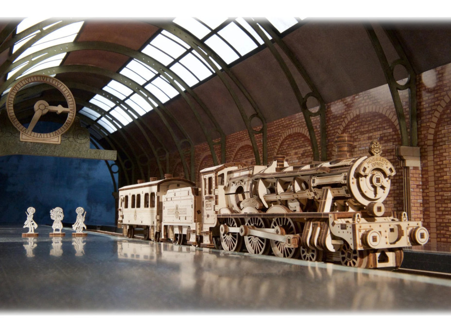 Ugears 3D dřevěné mechanické puzzle Harry Potter Bradavický expres