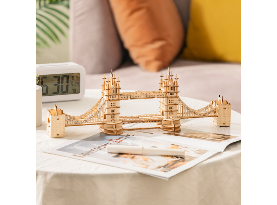 RoboTime dřevěné 3D puzzle most Tower Bridge svítící