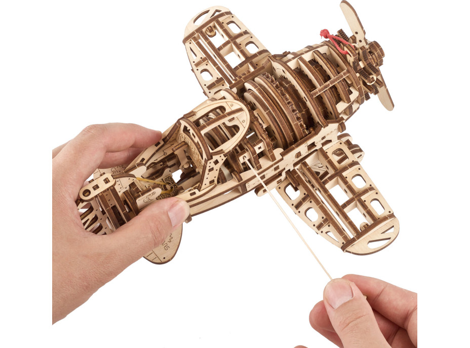 Ugears 3D dřevěné mechanické puzzle Letadlo Mad Hornet