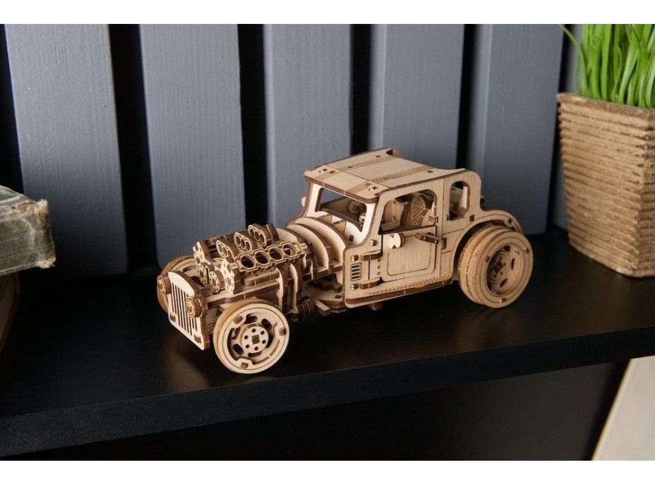 Ugears 3D dřevěné mechanické puzzle The Hot Rod Furious