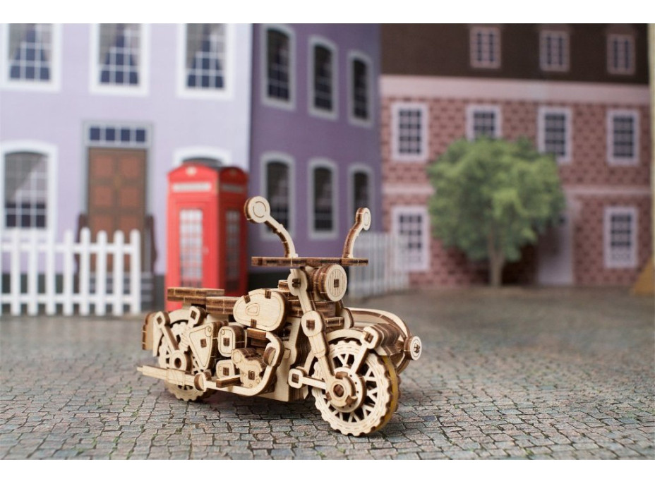 Ugears 3D dřevěné mechanické puzzle Vojenské nákladní auto