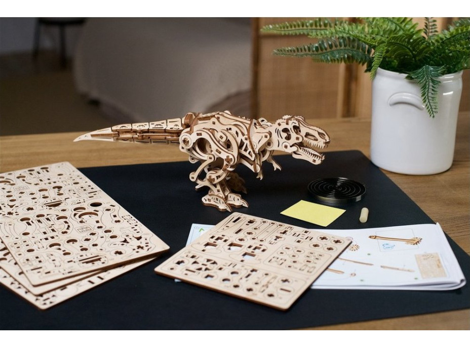 Ugears 3D dřevěné mechanické puzzle Tyrannosaurus Rex