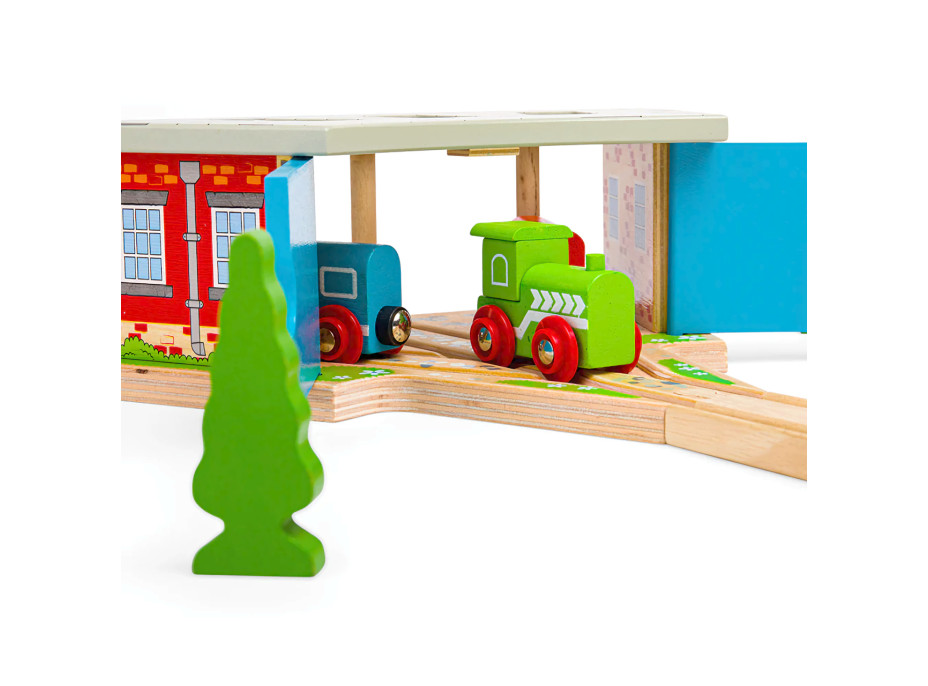 Bigjigs Rail Trojité depo s vraty - poškozený obal