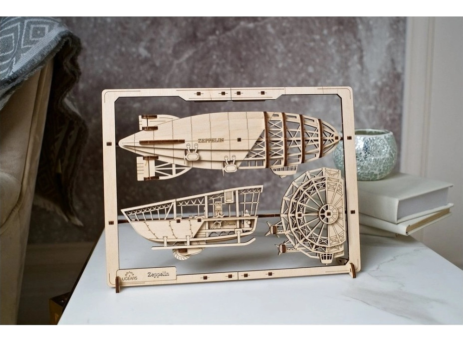 Ugears 2.5D dřevěné mechanické puzzle vzducholoď Zeppelin