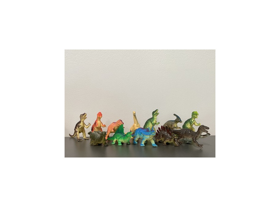 Sada plastových figurek - 12 ks - Dinosauři