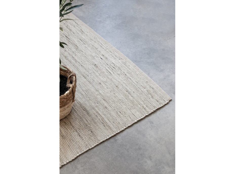 Kusový koberec Handloom 105960 Dhaka Ivory White