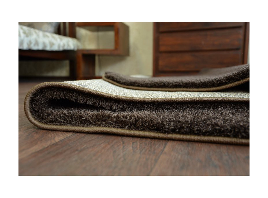SKLADEM: Kusový koberec SHAGGY MINI - hnědý - 200x290 cm