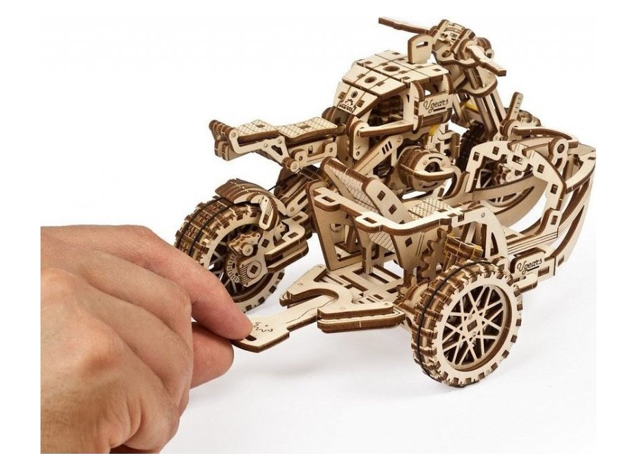 UGEARS 3D puzzle Motorka se sajdkárou 380 dílků