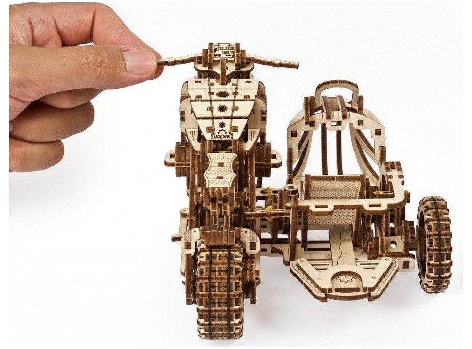 UGEARS 3D puzzle Motorka se sajdkárou 380 dílků