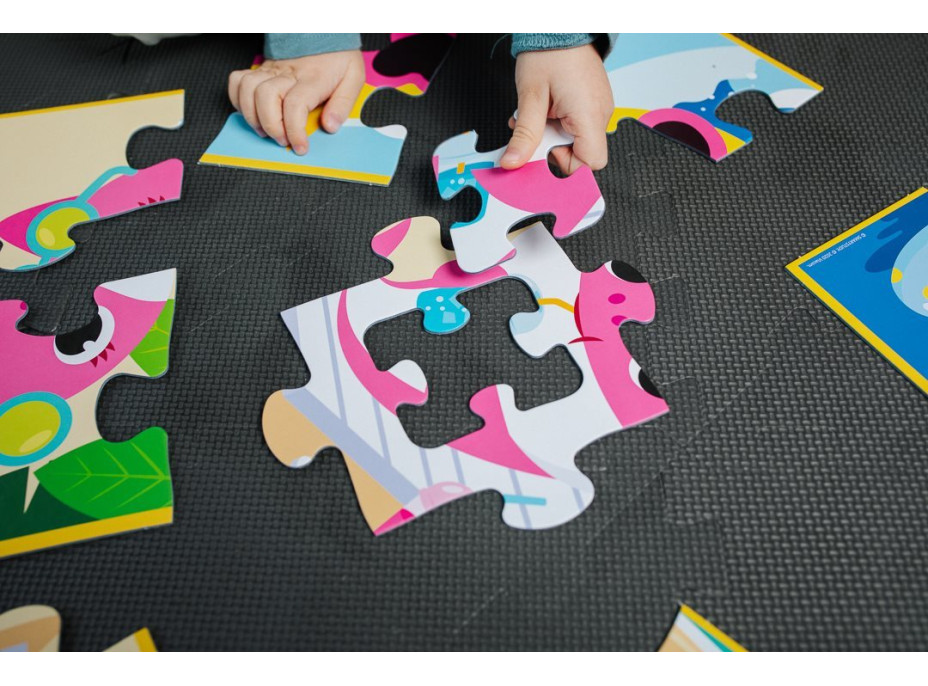 TREFL Oboustranné puzzle Baby Shark SUPER GIANT 15 dílků